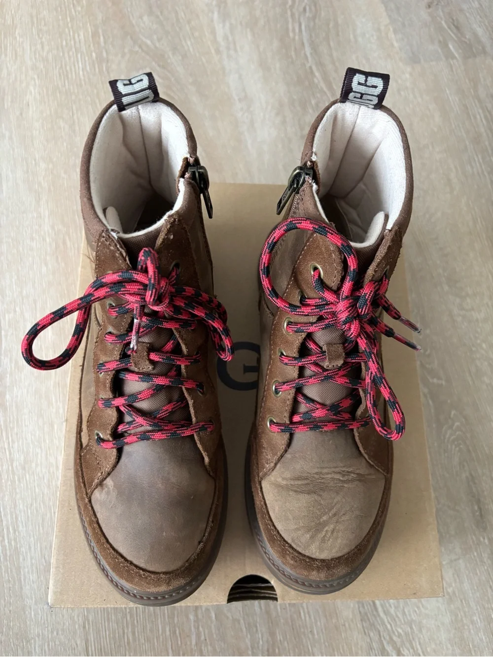 UGG Brown Suede Lace-Up Boots with Red-Black Laces-sz 4